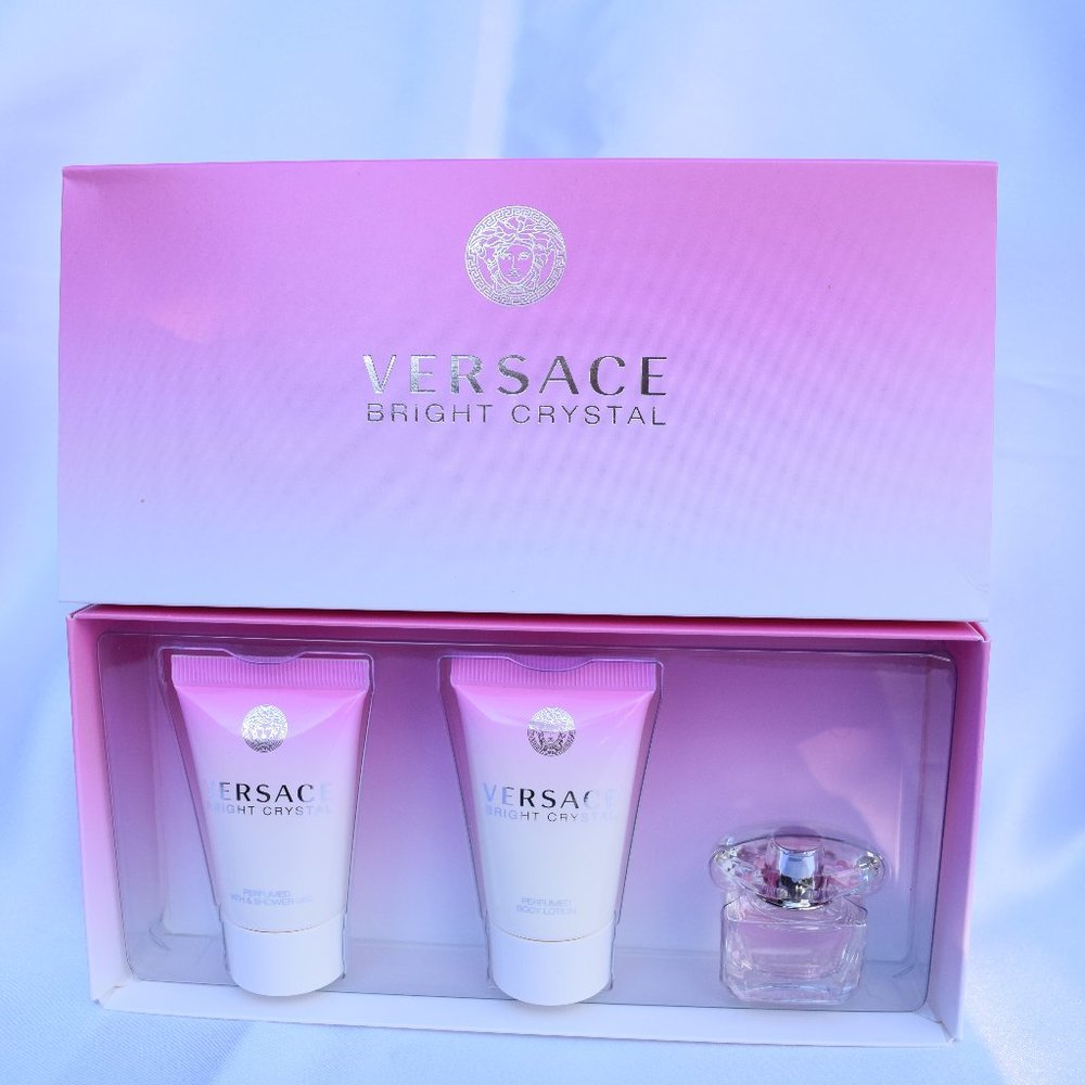 Versace Gift Set-Bright Crystal EDT,Body Lotion,Shower Gel-5ml,25ml-3pc-BOX-NEW - Picture 1 of 16